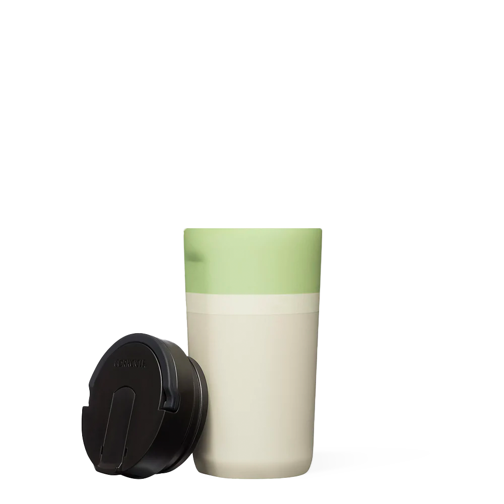 star-warstm-kids-cup-a0 0b29a0bde323--grogu-kids-cup-product-lid-off.png