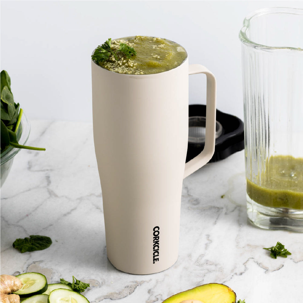 cold-cup-xl-n6 588f4a27c4cf--2230CLT-lifestyle.jpg