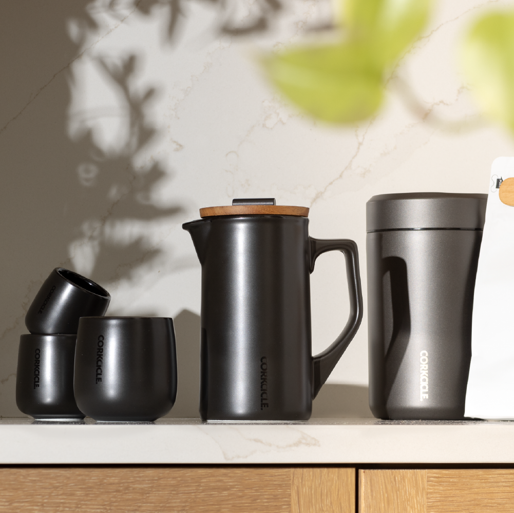 ceramic-french-press-h8 FP_Lifestyle2.png